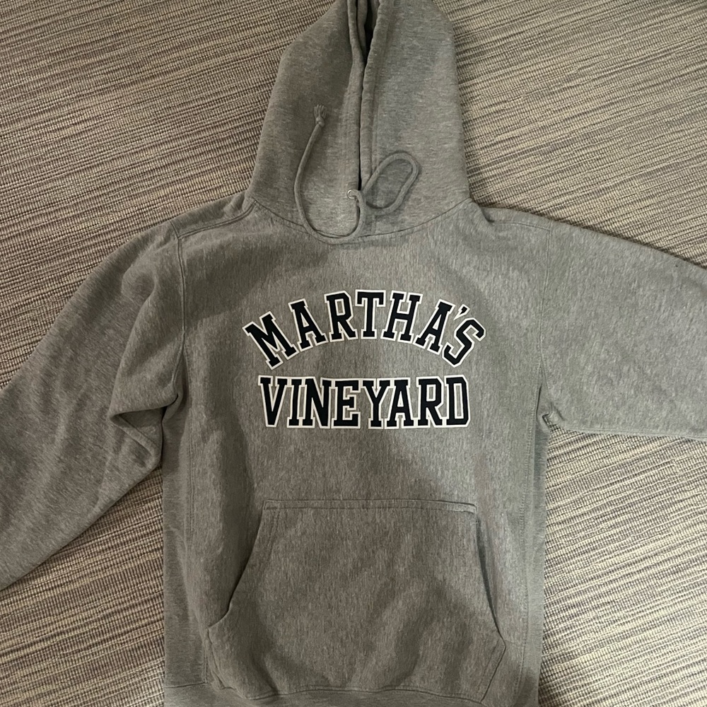 martha’s vineyard sweatshirt
